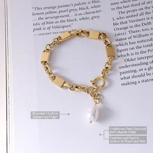Vintage 18k gold plated stainless steel bracelet with baroque freshwater pearl pendant