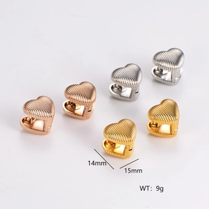 Textured heart-shaped earrings in rose gold, silver, and gold finishes, size 15mm