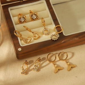 Ins Style Minimalist Stainless Steel Rhinestone Stud Earrings 18K Gold Plated Heart Fish Tail Geometric Earrings For Women