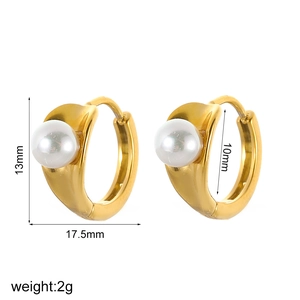 Détail des boucles d'oreilles perles dorées 13mm avec dimensions et poids de 2g