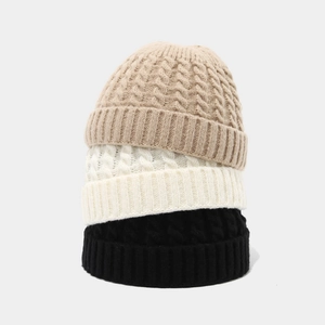 Retro cable knit docker hat for winter warmth, stylish brimless beanie in classic colors