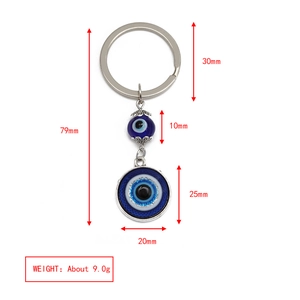 Dimensioni dettagliate del portachiavi Occhio di Allah blu e argento con perline zaffiro