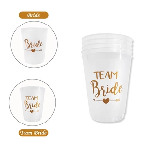 Bicchieri da sposa in plastica bianca con motivi a cuore dorati Bride e Team Bride