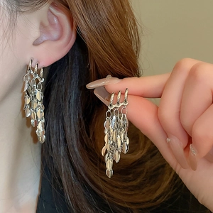 Three-layer silver wheat tassel geometric earrings with multi-layered metallic drape