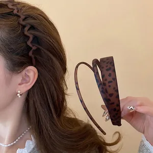 Retro leopard print matte headband set for women featuring wave and wide style designs