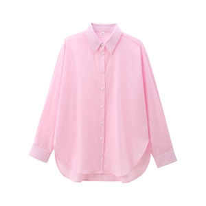 Classic pink long sleeve button-up shirt in cotton with a stylish curved hemline