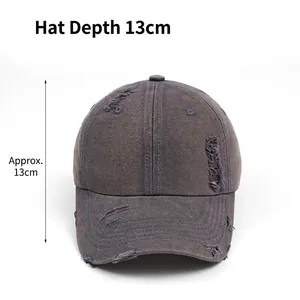 Casquette de baseball en jean délavé gris foncé avec détails déchirés et couronne de 13 cm