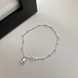 Bracciale a catena ritorta in argento S925 vintage francese con perla barocca lucida