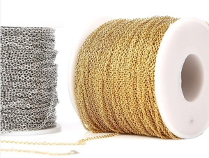 Detail of 18K gold and silver plated stainless steel flat cross chains for DIY jewelry