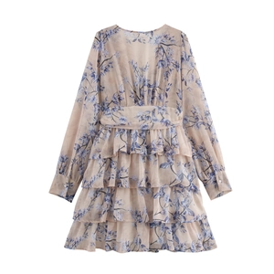 Robe fleurie française à col en V avec manches longues et jupe à volants étagés