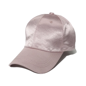 Rosa Satin-Baseballkappe für Damen mit glänzendem Finish und klassischem minimalistischem Design