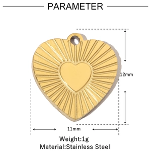 Detailed parameter diagram showing heart pendant dimensions 12x11mm in stainless steel