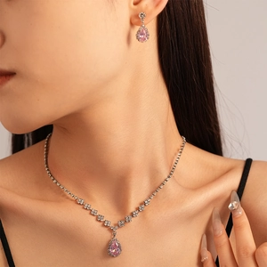 Luxury 2-piece jewelry set with pink pear-shaped zircon necklace and stud earrings