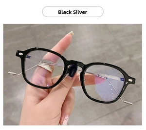 Detail of TR7037 black silver glasses frame with metal temples and size specifications