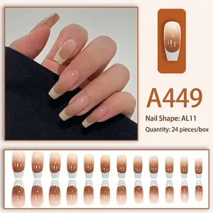 Faux ongles cercueil longs dégradé nude et blanc style french manucure, lot de 24