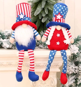 Détail de gnomes du Jour de l'Indépendance rouge blanc bleu avec étoiles et jambes longues