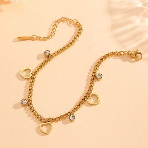 Bracelet Zircone Cœur Creux Pour Femmes Acier Inoxydable Plaqué Or 18K Bijou Charme Délicat Réglable