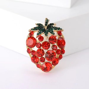 Summer Fresh Strawberry Brooch Alloy Red Rhinestone Fruit Pin Sweet Cute Fashion Breastpin For Women Clothing Accessories