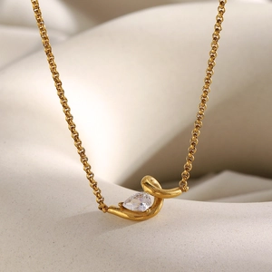 18K gold plated stainless steel necklace with water drop zircon and pearl chain