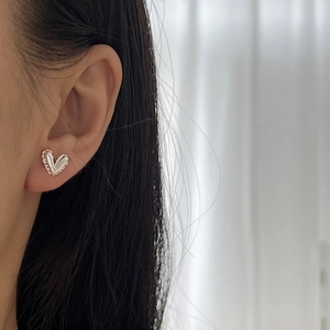 Elegant 925 sterling silver heart stud earrings with unique textured crinkle finish