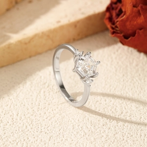 Elegant S925 sterling silver ring featuring a hexagonal emerald-cut gemstone