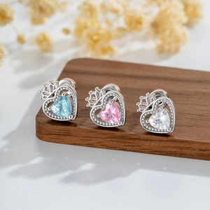 Krone Herz Ohrknorpel Stecker Edelstahl Kupfer Zirkonia Piercing Ohrring Sicherer Schraubverschluss Süßer Schmuck