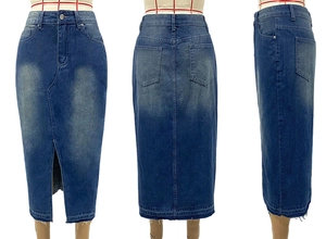 Vues détaillées avant, arrière et latérales de jupe midi en jean à taille haute