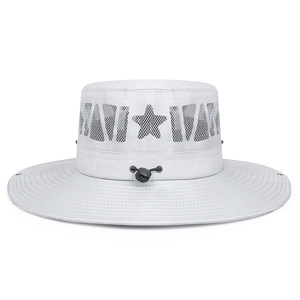 Chapeau de soleil gris clair à large bord pour homme avec maille respirante