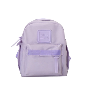 Sac à dos violet léger pour enfants de maternelle avec logo GIRL CATS sur fond blanc