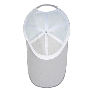 Men's mesh baseball cap in light grey with breathable six-panel interior structure