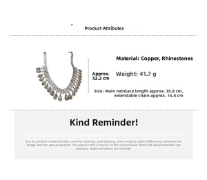 Détail du collier à franges en cristal montrant la longueur de 52,2 cm et le poids de 41,7 g