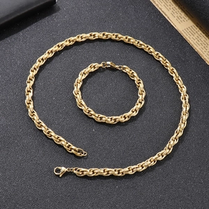 Polished gold square double-link curb chain necklace and bracelet set for men