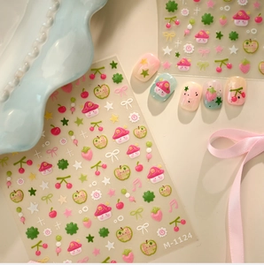 Détails des stickers nail art M-1124 avec des motifs de champignon, cerise et étoile