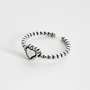 Vintage 925 sterling silver heart open ring with beaded band in antique finish