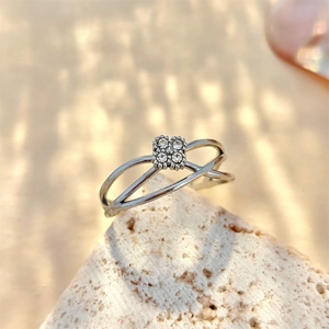Elegant silver stainless steel open ring with double-line hollow band and zircon flower