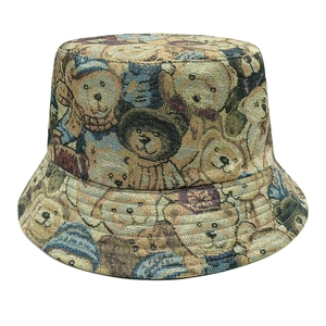 Vintage bucket hat with cute bear jacquard patterns and wide brim for sun protection