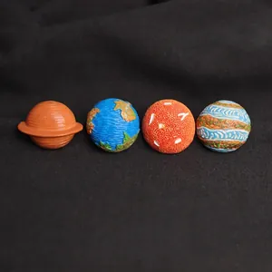 Creative Cartoon Space Planet Brooch Resin Sun Earth Moon Saturn Badge Pin For Backpack Clothes Decoration Accessories