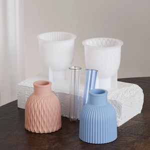 Creative striped and wavy silicone vase molds with glass test tubes for DIY resin casting