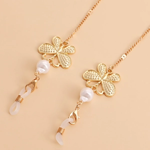 Golden eyewear chain with butterfly charms and pearls for sunglasses or face masks