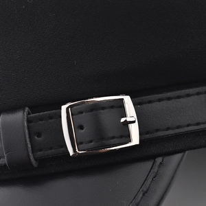 Berretto militare vintage nero in pelle PU con fibbia in argento e cuciture di qualità