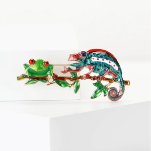 Enamel Chameleon And Frog Brooch Animal Alloy Pin Fashion Jewelry Accessory For Women