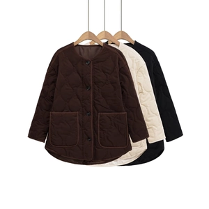 Women Quilted Jacket Cotton Padded Coat Crew Neck Button Down Lightweight Outerwear Casual Long Sleeve Large Pockets
