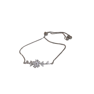 Sparkling zircon flower adjustable bolo bracelet in silver finish for elegant women