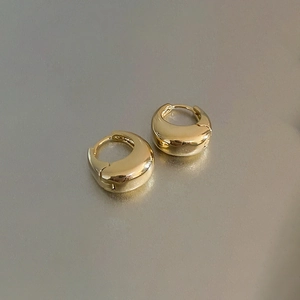 Boucles D'oreilles Créoles Chunky En Forme De U Géométriques Minimalistes En Cuivre Avec Tige En Argent Pour Femmes