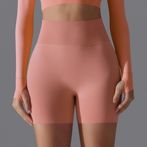Detail of high waist ribbed waistband and thumb hole design on seamless yoga sports set
