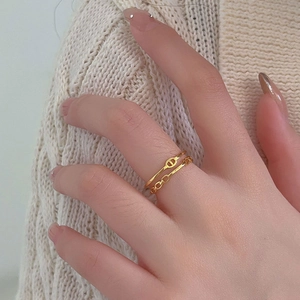 Elegant gold finish 925 silver ring featuring a chic double layer pig nose design