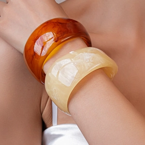 Wide Resin Bangle Bracelet Marble Amber Texture Vintage Minimalist Thick Fashion Arm Jewelry For Women