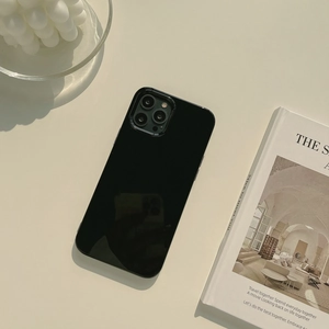 Glossy black mirror finish protective silicone case for iPhone with a premium texture