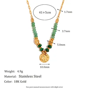 Collier en acier inoxydable plaqué or 18 carats avec pendentif émeraude martelé