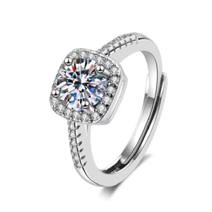 Bague réglable en argent avec pierre centrale carrée et accents brillants